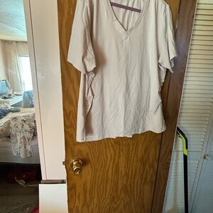 NWOT Beige tshirt sz 3 X